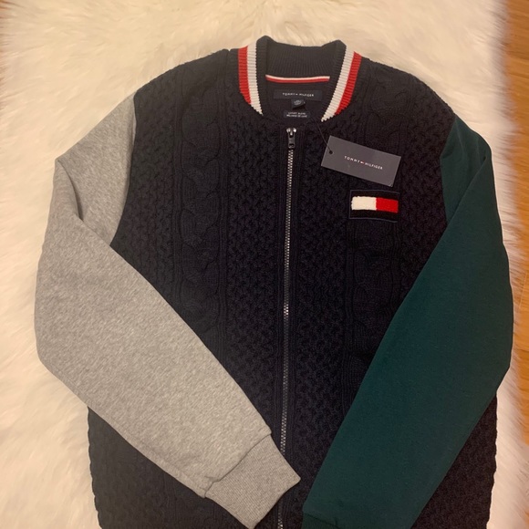 Tommy Hilfiger sweater size XS